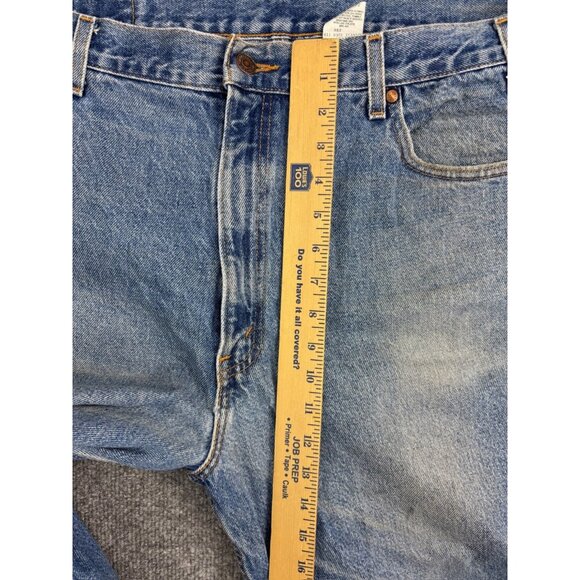 Vintage Levi's 540 Relaxed Jeans Men's W40 Blue Denim Tapered Leg Leather Patch - Picture 5 of 13